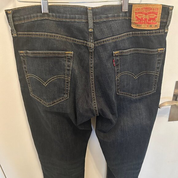 Men's Levi's 511 Jeans Size 36 x 36, Medium Blue Wash - Picture 3 of 5